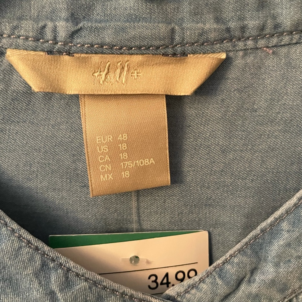 H&M Light Blue Ruffle Front Button-Down Blouse - Picture 5 of 6